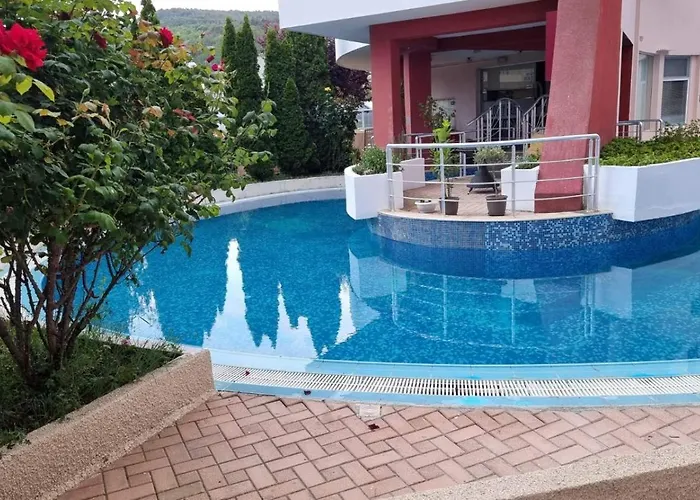 Luxurious Nani Апартаменты