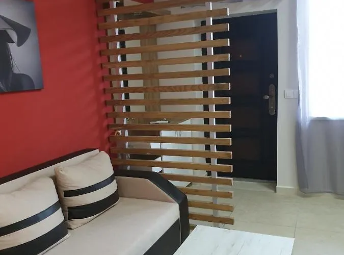 Luxurious Nani * Кранево