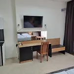 Luxurious Nani *