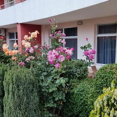 דירה Luxurious Nani *