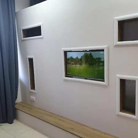 Luxurious Nani * קרנבו