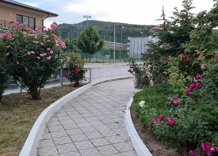 Luxurious Nani Kranevo